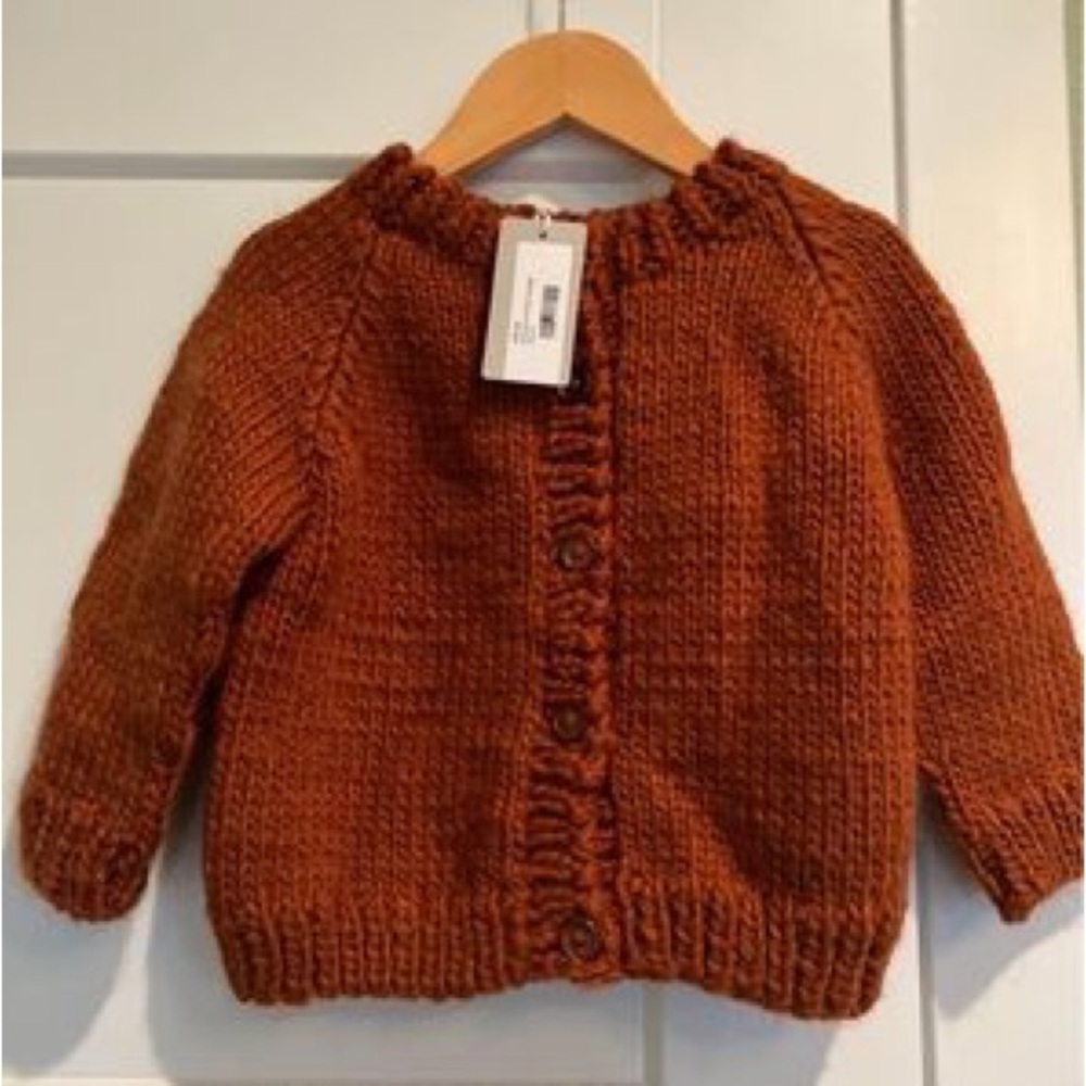 The Blueberry Hill Classic Cardigan - Cinnamon 
Size 4-6 years
